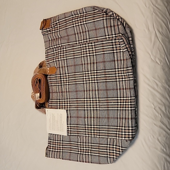 Thirty-one Casual Crossbody Bag - Picture 1 of 2